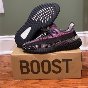 Yeezy 350 V2 Yecheil